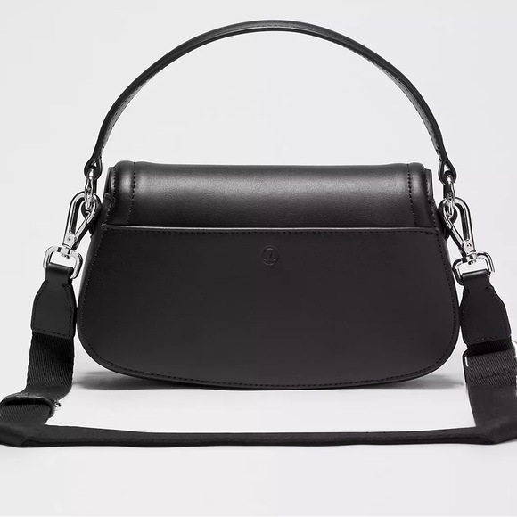 NWT lululemon athletica Black Cactus Leather Shoulder Bag Set 🔥🔥💰💰 - Picture 3 of 5